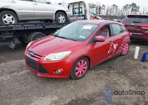 2012 Ford Focus Se z USA, uszkodzony, nr VIN 1FAHP3K29CL143603